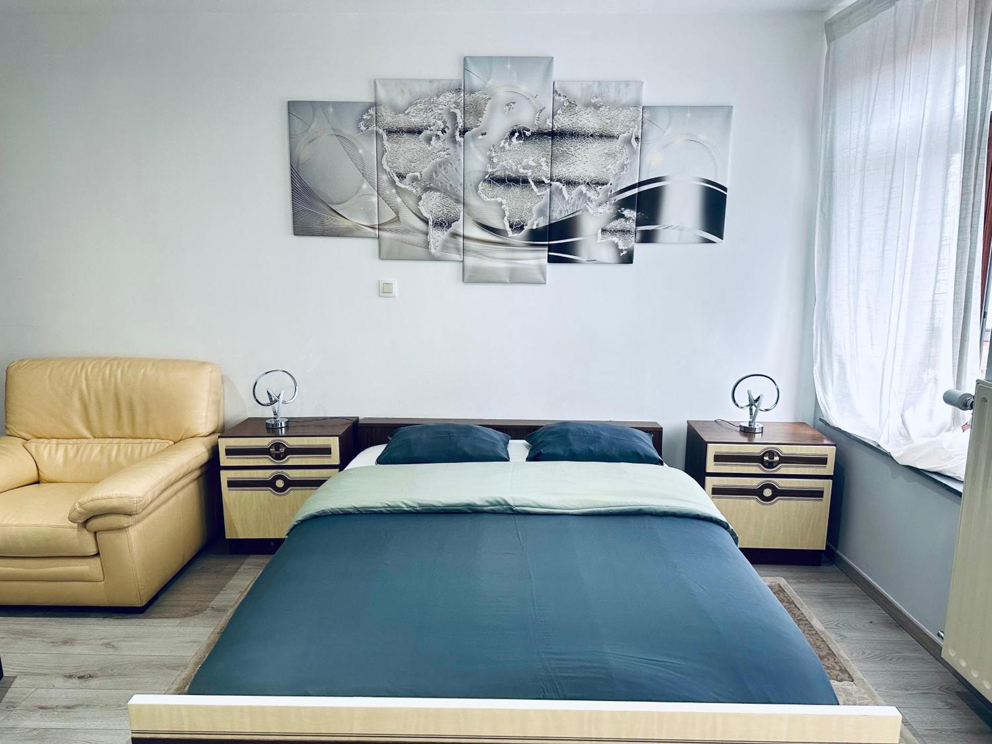 Chambre Et Sdd Privees Dans Une Maison Partagee Avec Des Residents Mons Luaran gambar